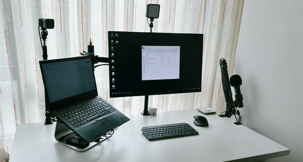E0666: Mi escritorio de trabajo