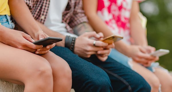 La verificación de edad debe hacerla el Gobierno